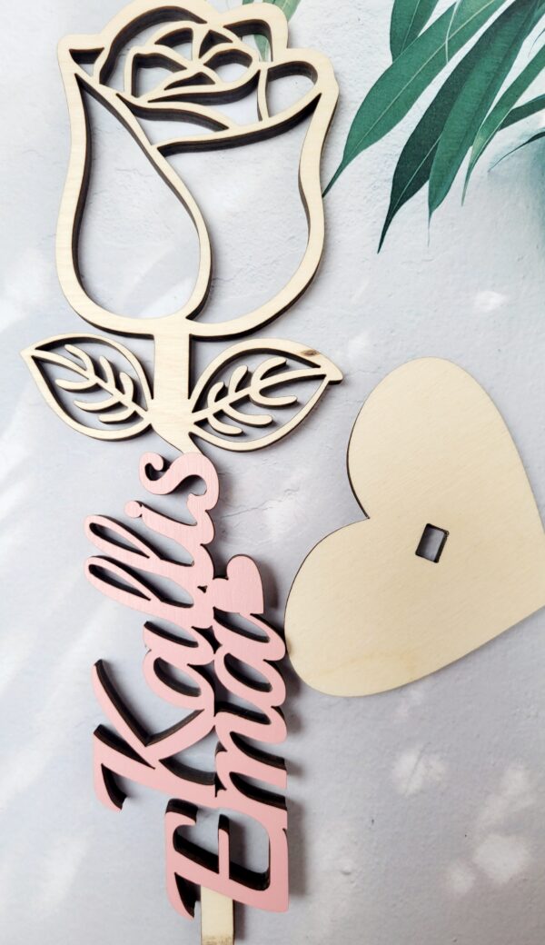 Puidust lill "Kallis ema"